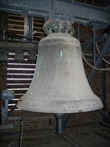 Die große Glocke von St. Michael zu Düren-Echtz